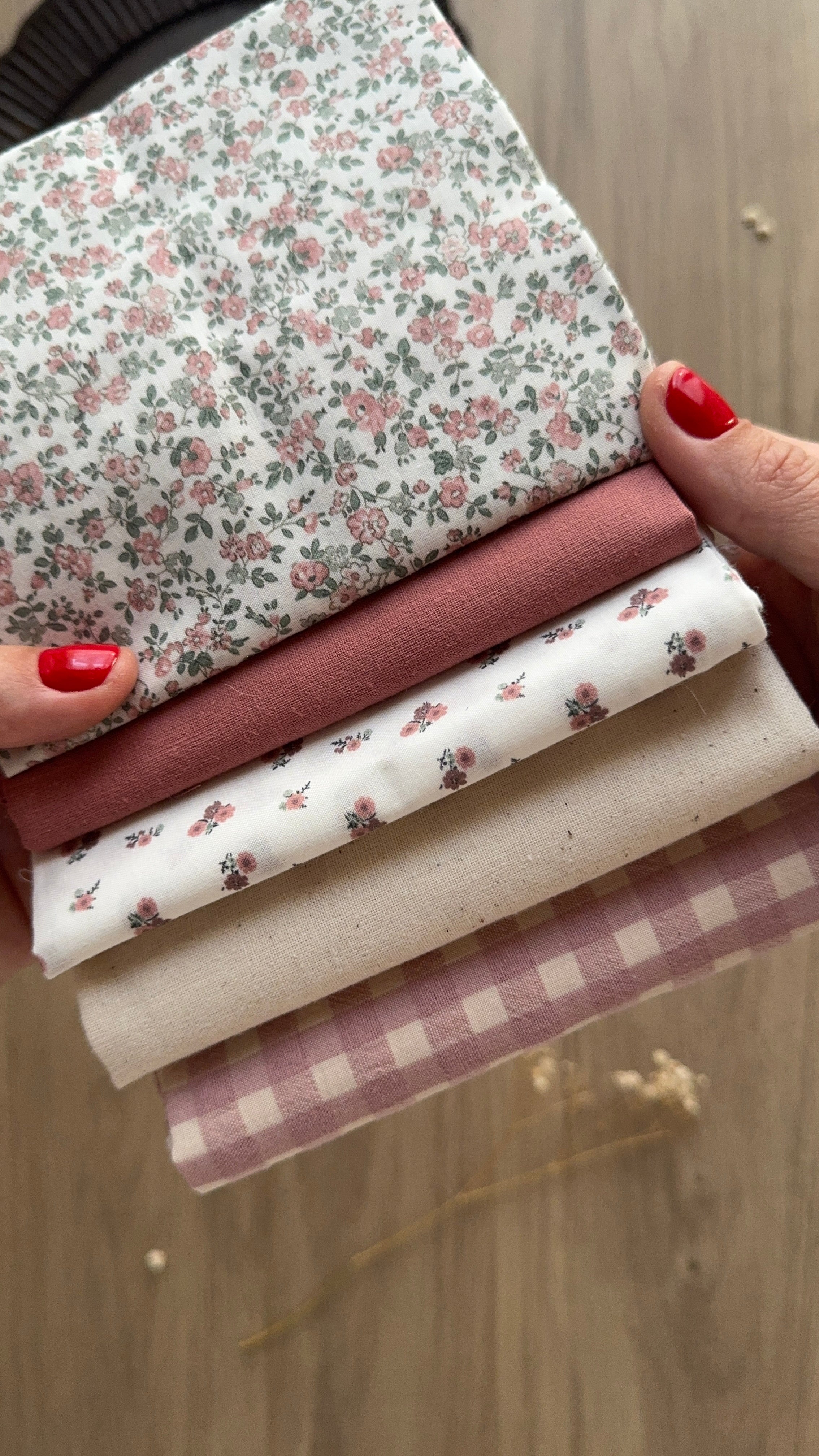 Pack de telas 5 Fat Quarters- Romance