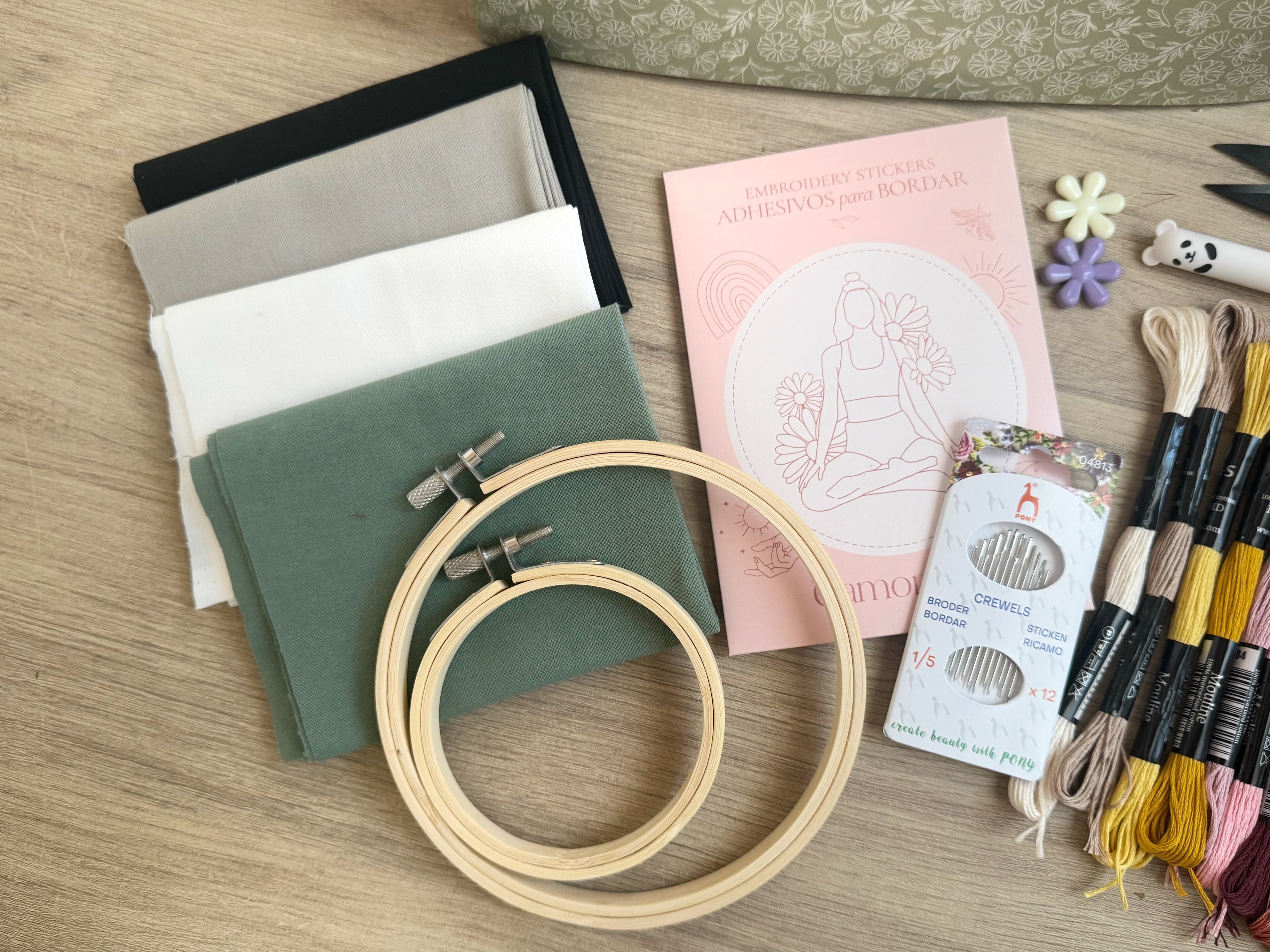 KIT de Bordado Materiales Esenciales