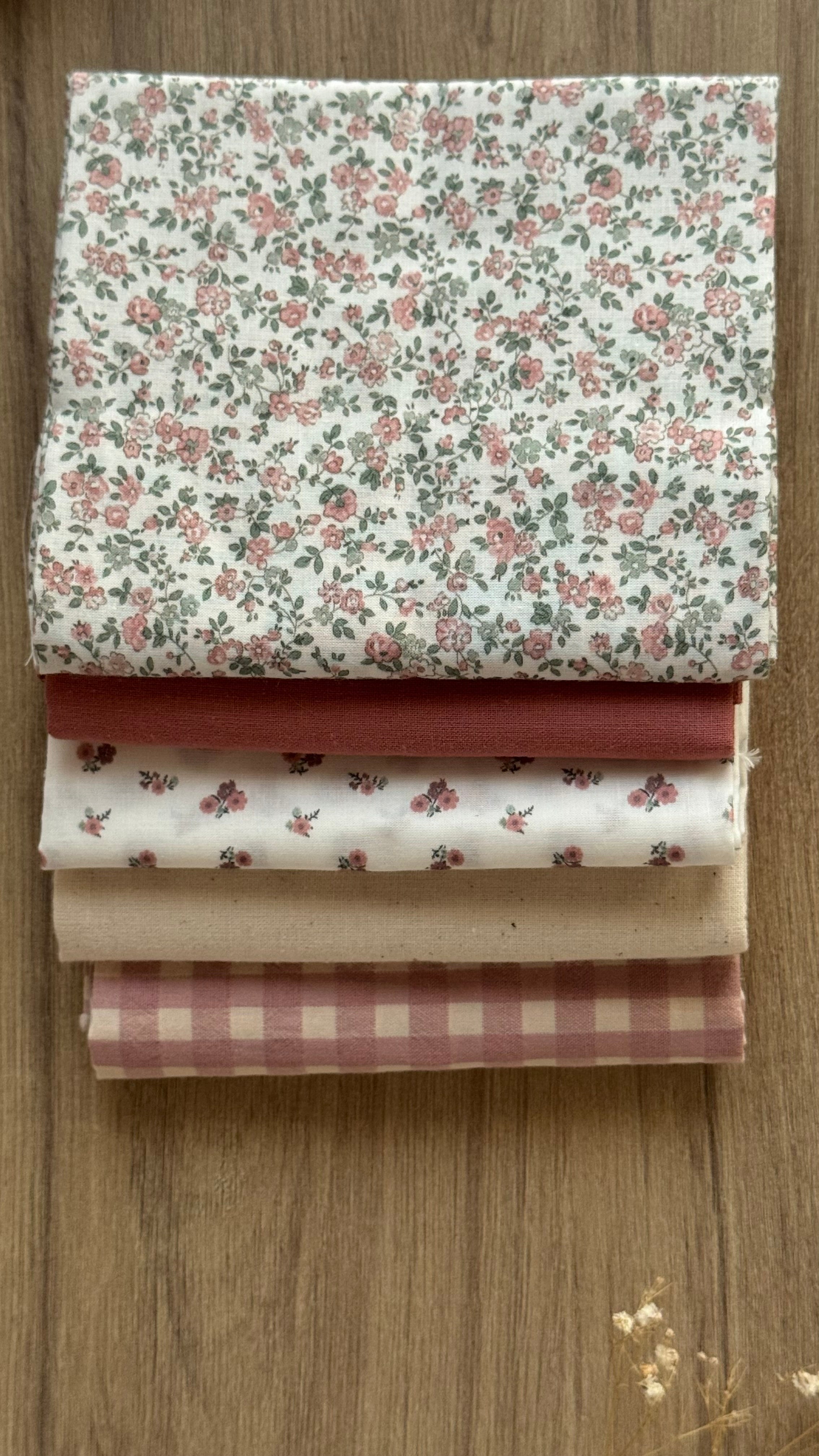 Pack de telas 5 Fat Quarters- Romance