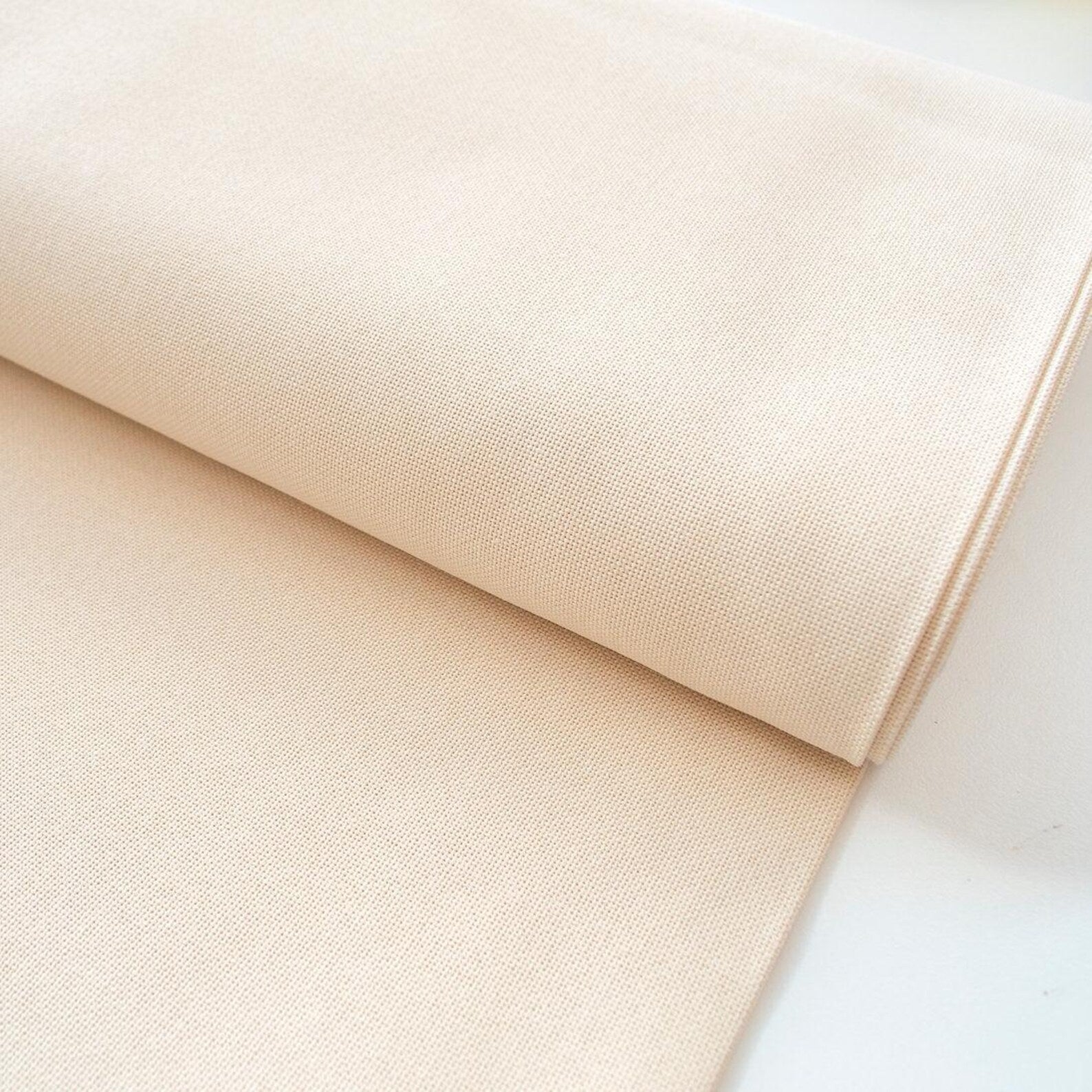 Tela Lugana punto de cruz