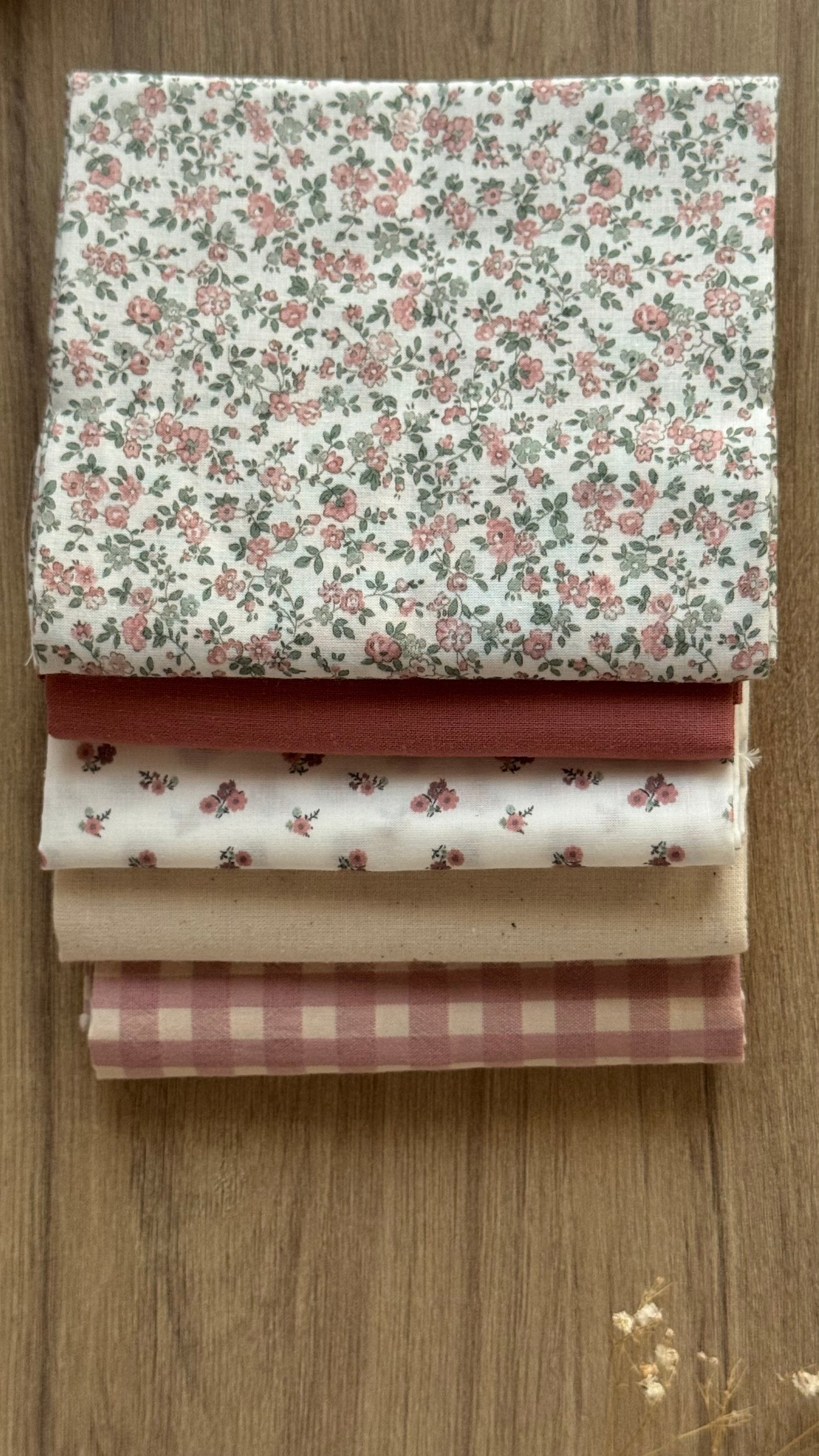 Pack de telas 5 Fat Quarters- Romance