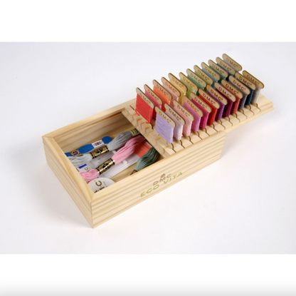 Caja con 24 tarjetas de madera