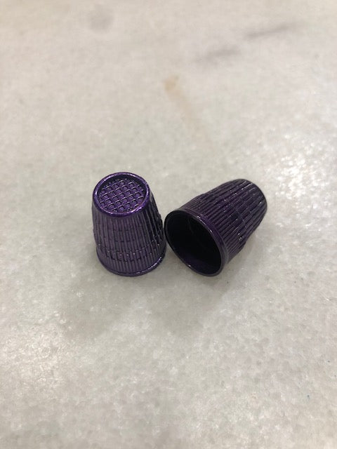 Dedal para bordar o coser metálico